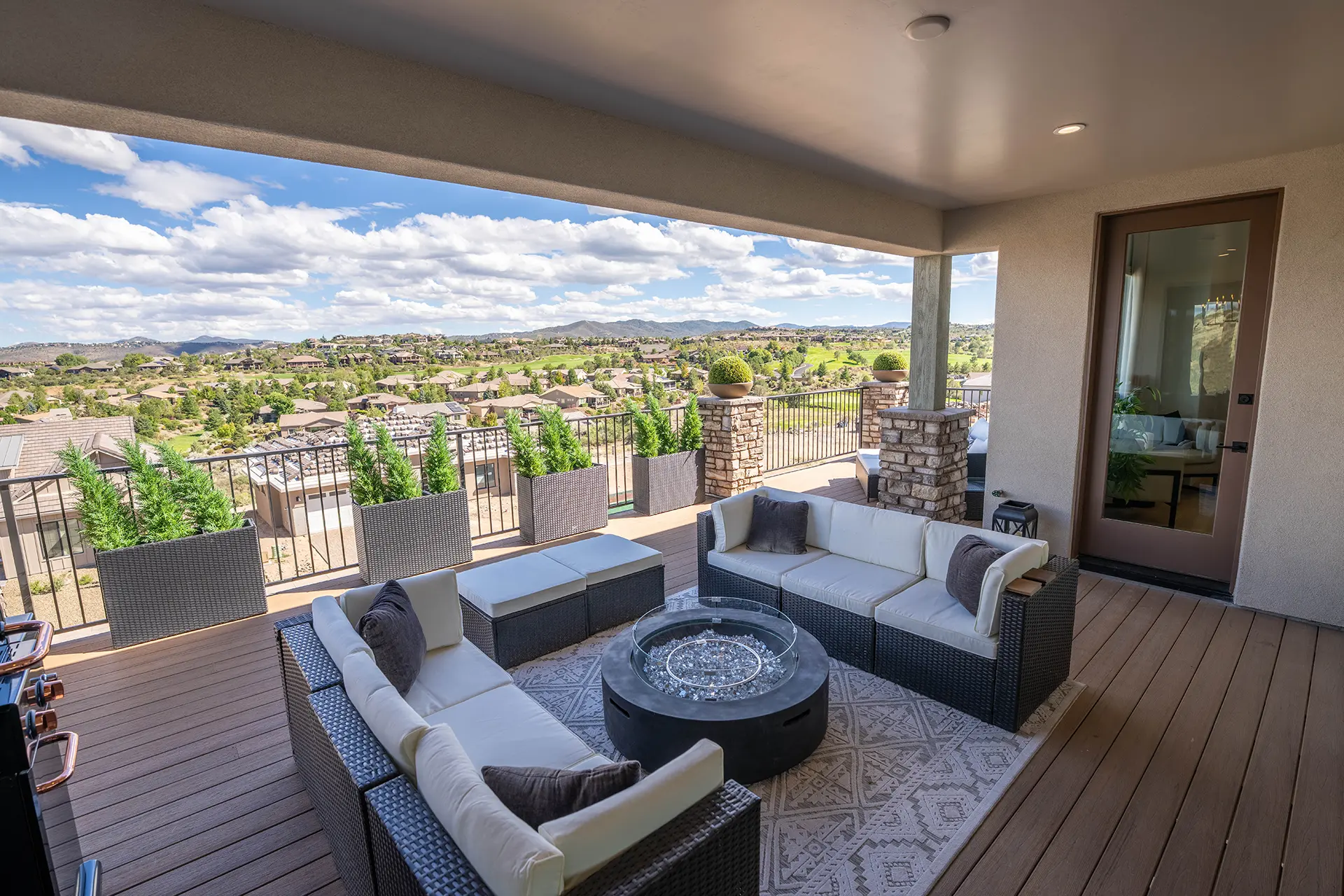 Terrace With a View of Homes in Prescott AZ at Solstice Ridge II
